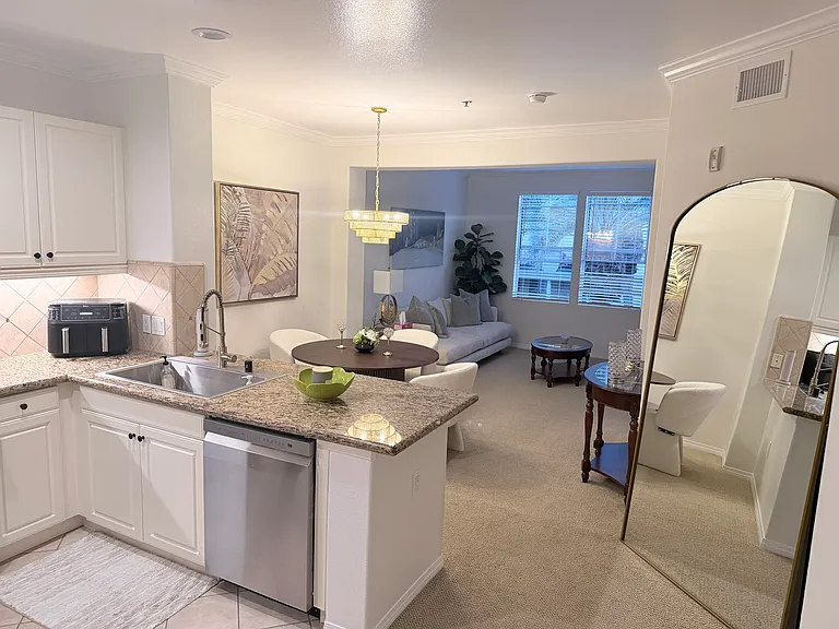 3451 Watermarke Pl — Photo 8