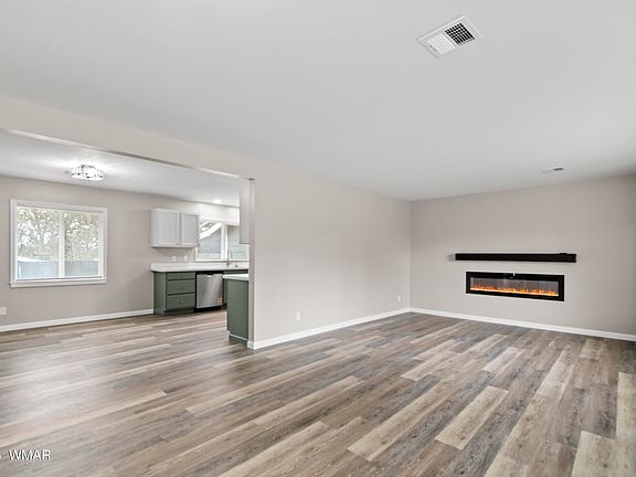 3rd image of 641 S 5th Ave