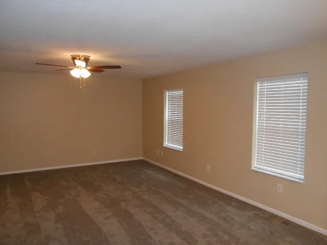 636 Brighton St — Photo 5