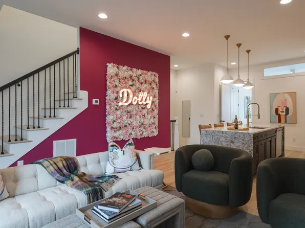 1402 Napoleon St, Nashville, TN 37207