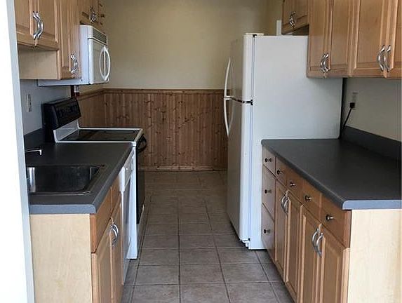 2nd image of 35 Park Ave APT 4T