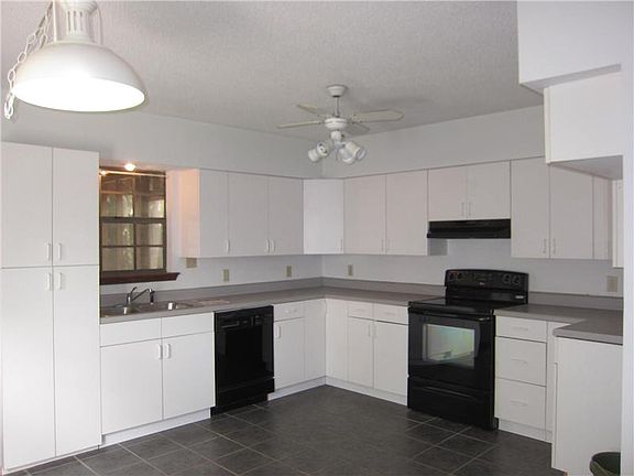 4th image of 60365 Citron Dr