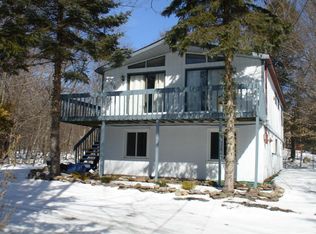 740 Country Place Dr, Tobyhanna, PA