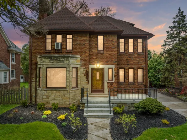 15766 Glastonbury Ave, Detroit, MI 48223