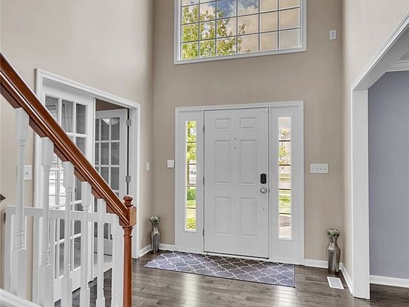 3rd image of 27 Chicory Ln