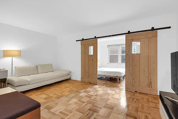 Sold by Compass | media 1