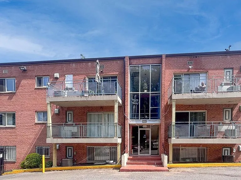 2608 Wade Rd SE #103 — Photo 1