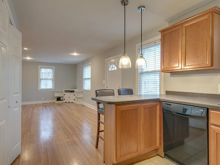 1812 Hillside Ave — Photo 13