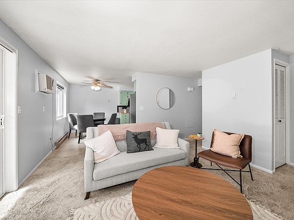 5th image of 909 W 13th Ave APT 102