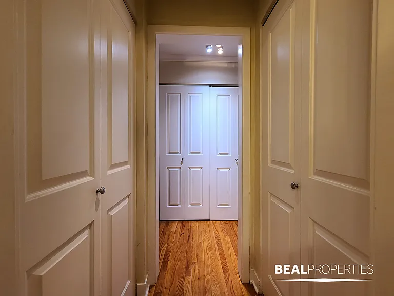 625 W Wrightwood — Photo 12