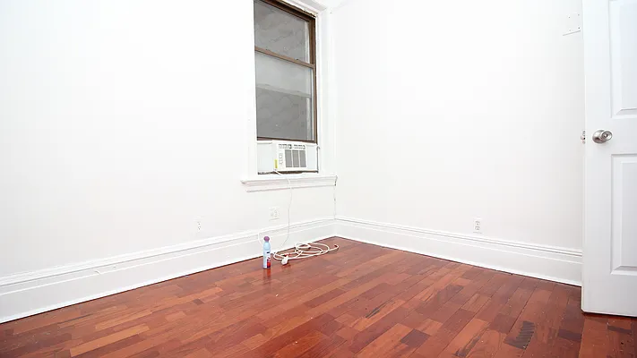 Rented by Nooklyn NYC LLC | media 22