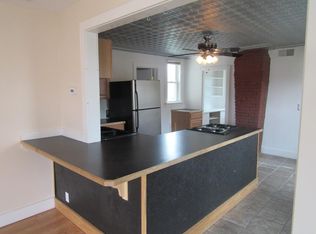 54 Taylor St #2, Holyoke, MA 01040