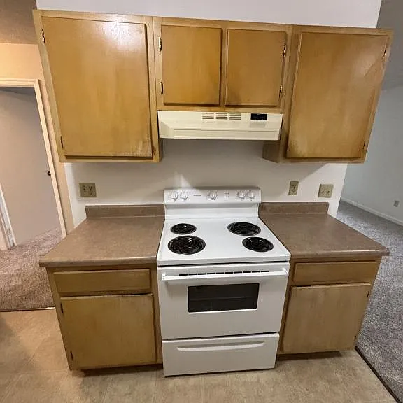 305 Farside Dr #1 — Photo 9
