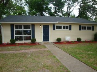 220 Logan Dr, Portsmouth, VA 23701