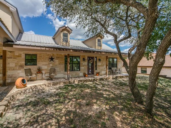 Texas Hill Country Kerrville TX Real Estate 165 Homes For Sale Zillow   845bb84ef71d0dcb59bdd8ab0e0e0648 P E 