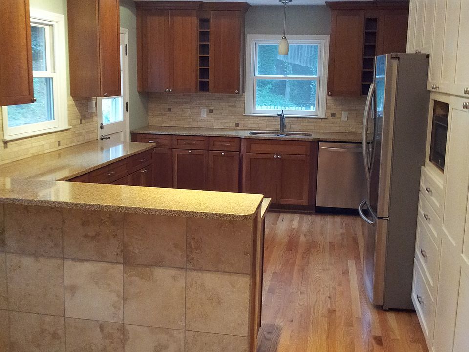 2nd image of 18 Ellenwood Dr