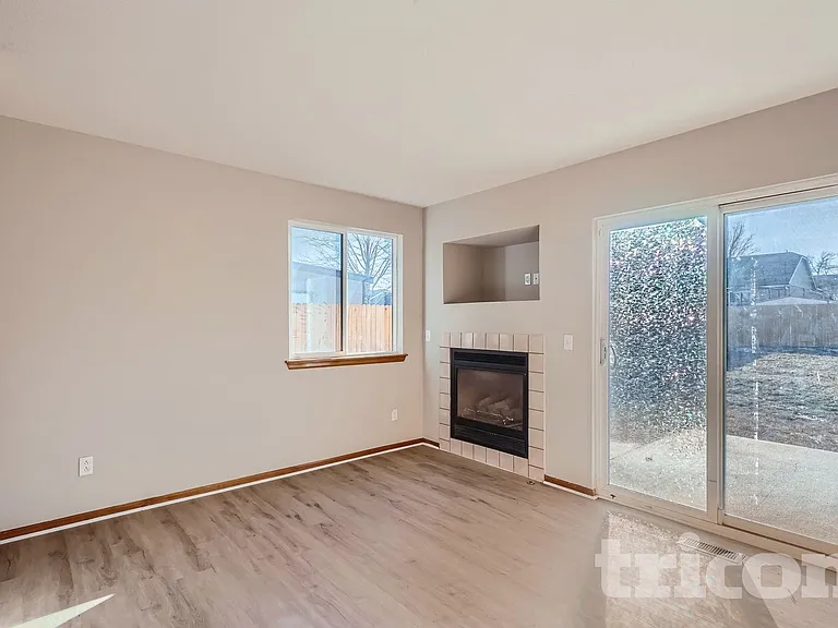 446 W 116th Pl — Photo 5