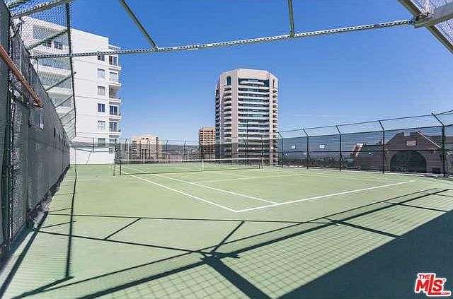2nd image of 10535 Wilshire Blvd APT 812
