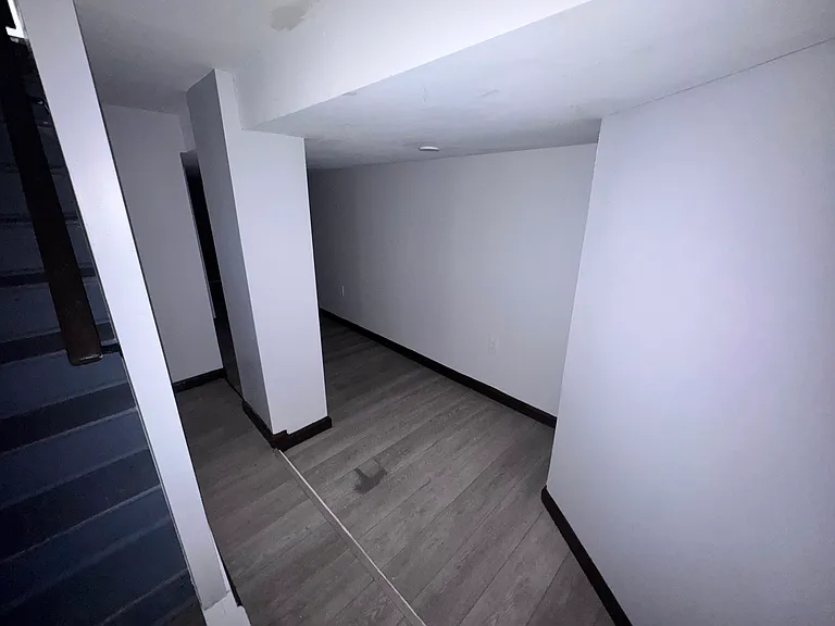 163 Elwood Ave #G1 — Photo 7