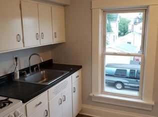 20 6th St #1/2, Fond Du Lac, WI 54935