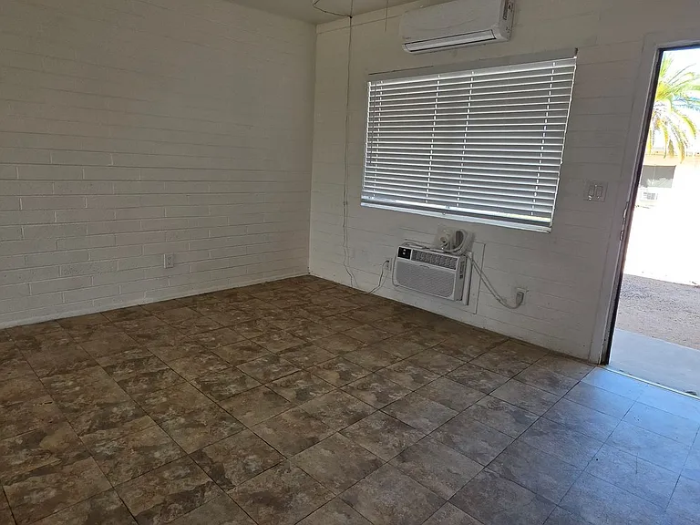 Oakwood Terrace **1 MONTH FREE MOVE IN SPECIAL — Photo 17