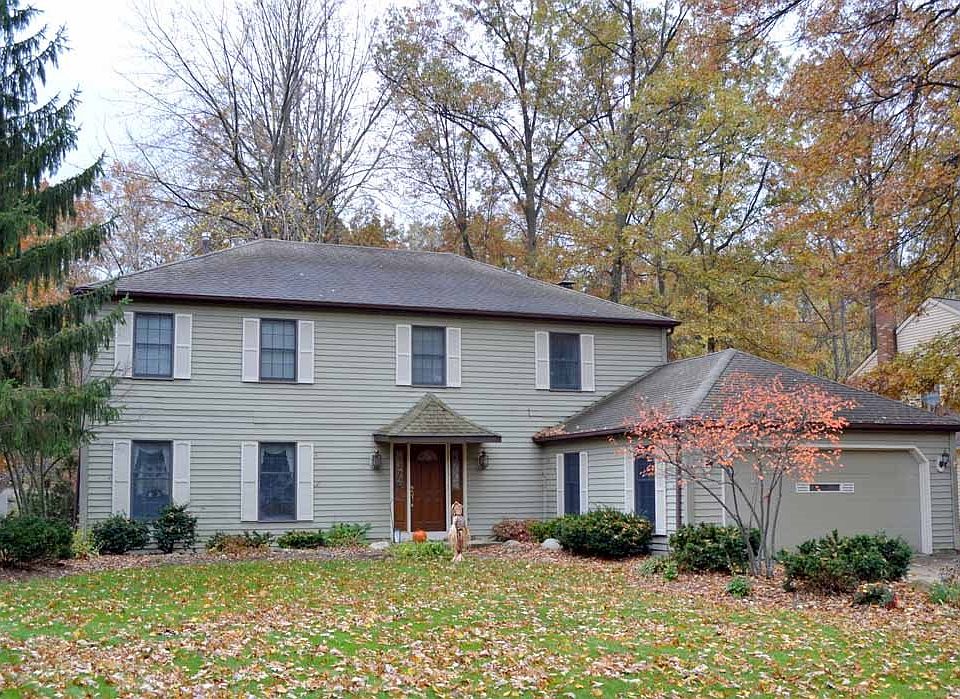 1st image of 27965 Southbridge Cir