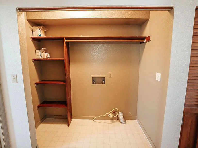 122 Cod St — Photo 15