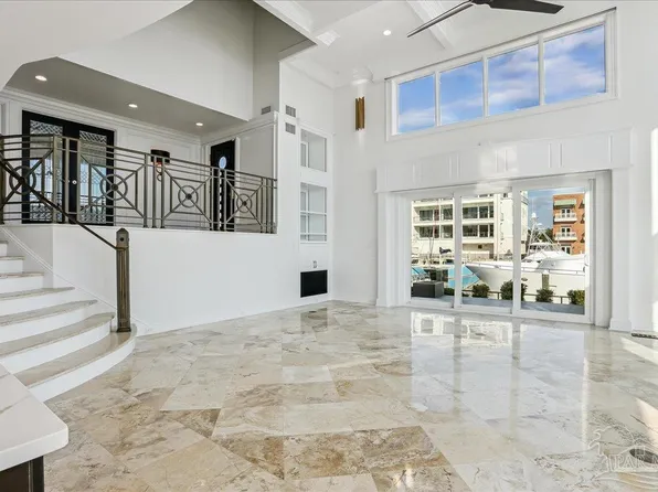1 Port Royal Way #1 & 3, Pensacola, FL 32502