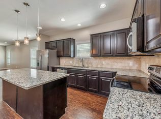 3300 Cavitt Ave, Bryan, TX 77801