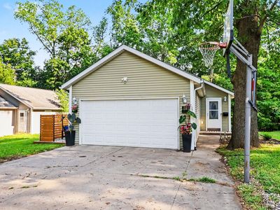 2909 Parkview Ave, Kalamazoo, MI, 49008