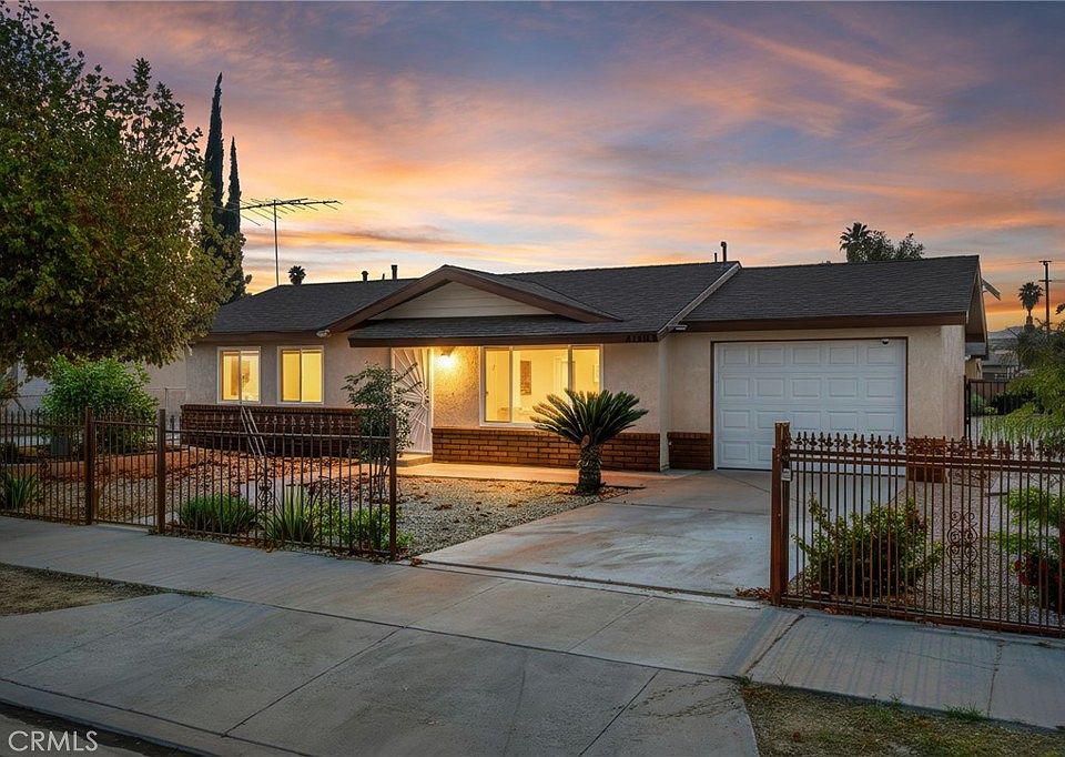 1st image of 41303 Sequoia Ln