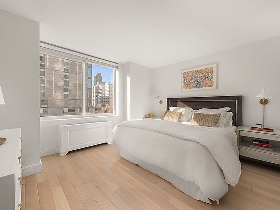 4th image of 389 E 89th St APT 9C