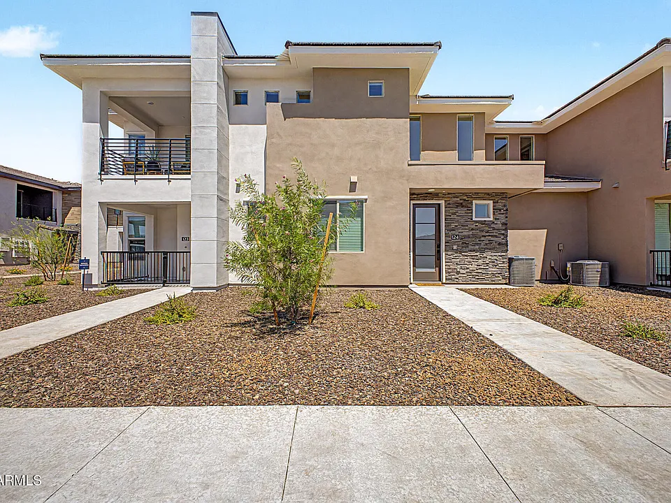 2121 W Sonoran Desert Dr #124