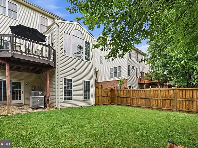 118 Ivy Hills Ter — Photo 24
