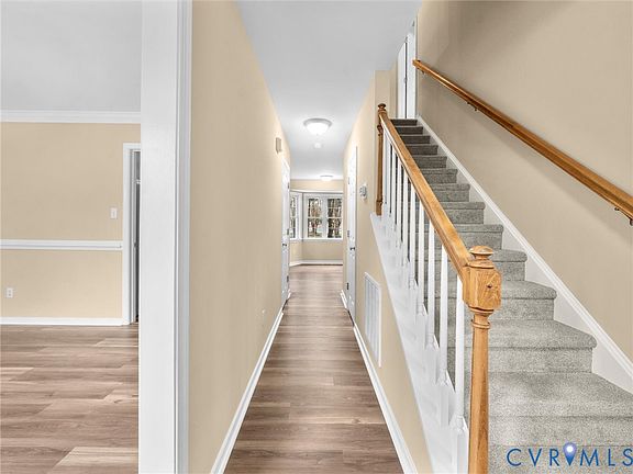 3rd image of 11705 Park Forest Ct