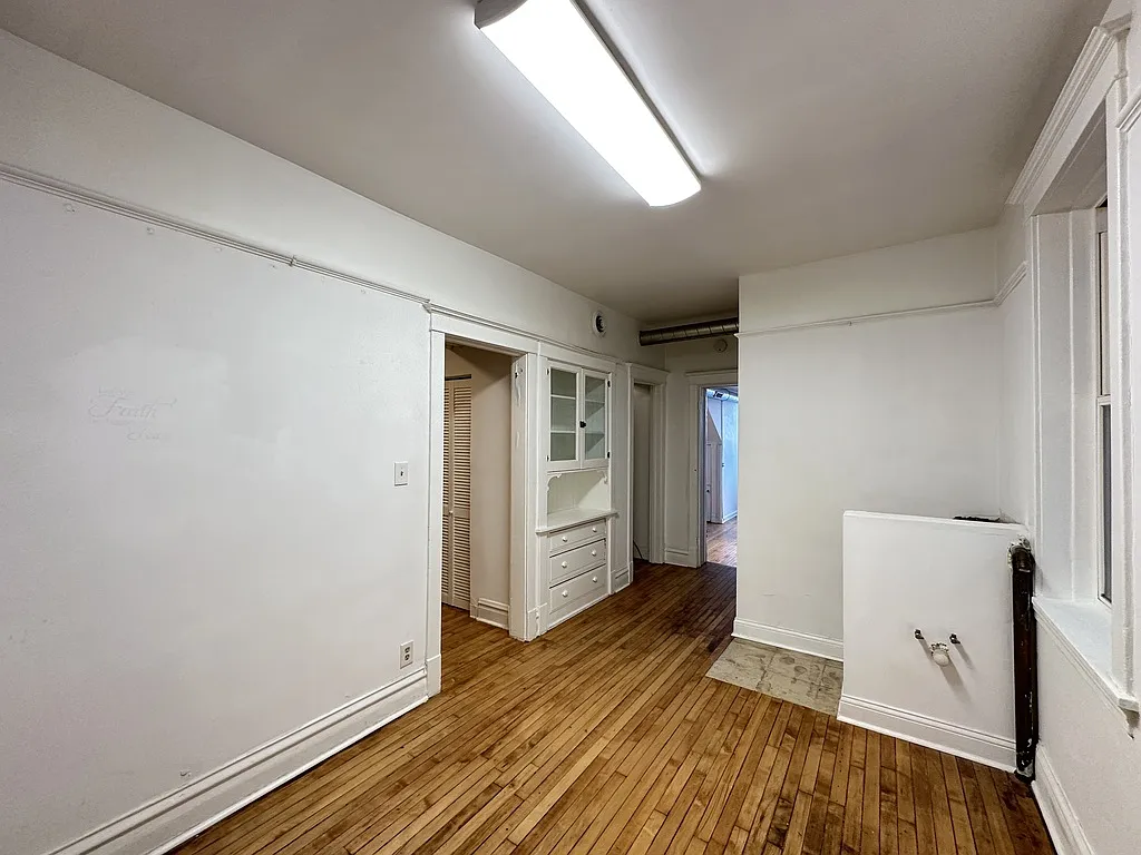 Attractive Studio, 1 Bath at Lincoln + Roscoe (Lakeview) — Photo 4