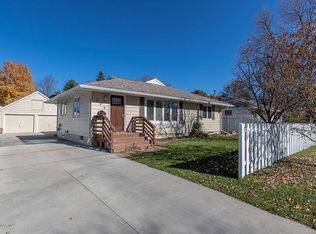 905 9th St SE, Rochester, MN 55904