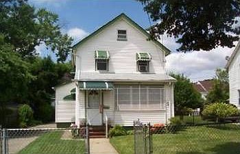1st image of 25 Cruikshank Ave