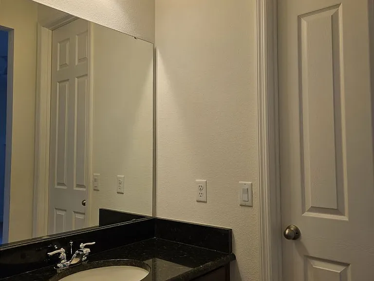 9240 Woodcrane Dr — Photo 36