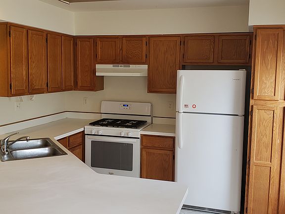 2nd image of 10245 Jamaica Ln
