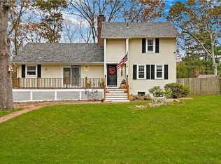 138 Spring Valley Dr, East Greenwich, RI 02818
