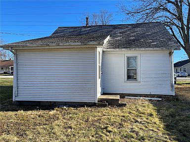 137 S Elwood St, Forsyth, IL 62535 | Zillow