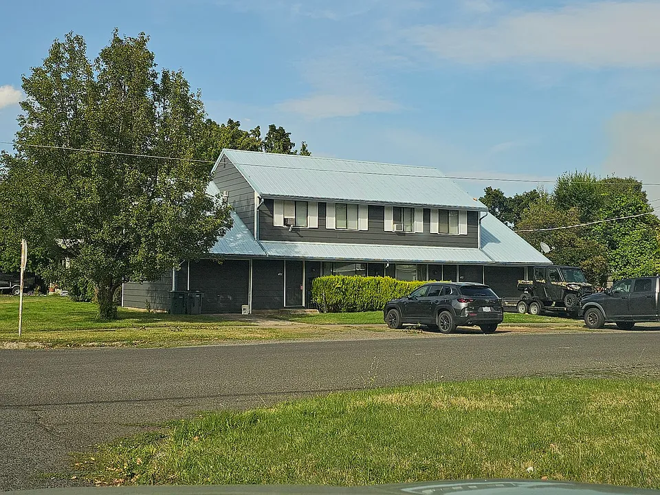 401-403 1/2 Jefferson Ave