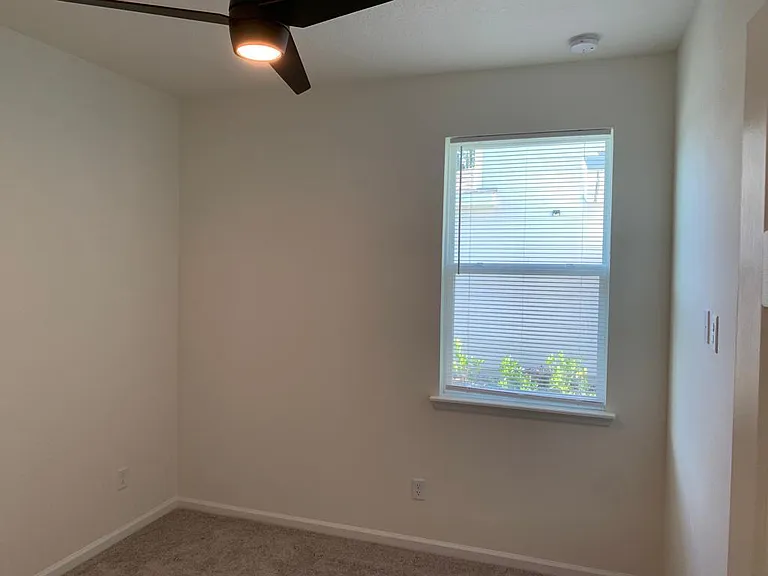 8059 Guild Way — Photo 13