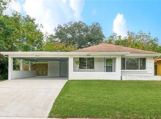 2719 Somerset Dr, New Orleans, LA 70131