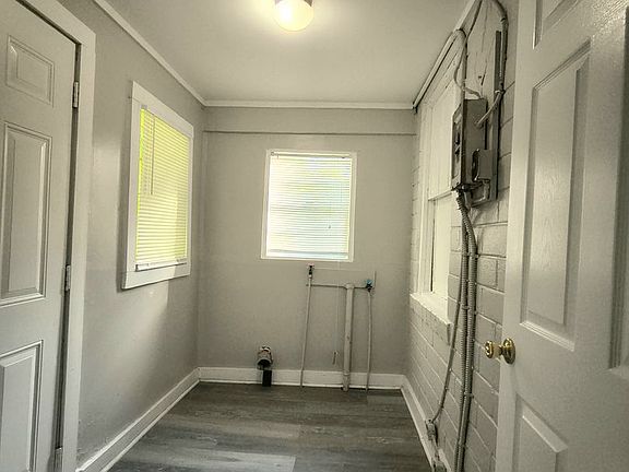 5th image of 3622 Lilac Ave