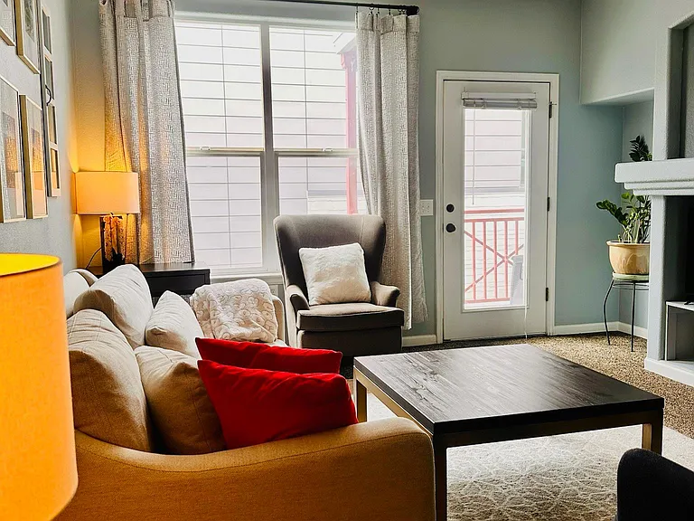 1767 N Pearl St #306 — Photo 4