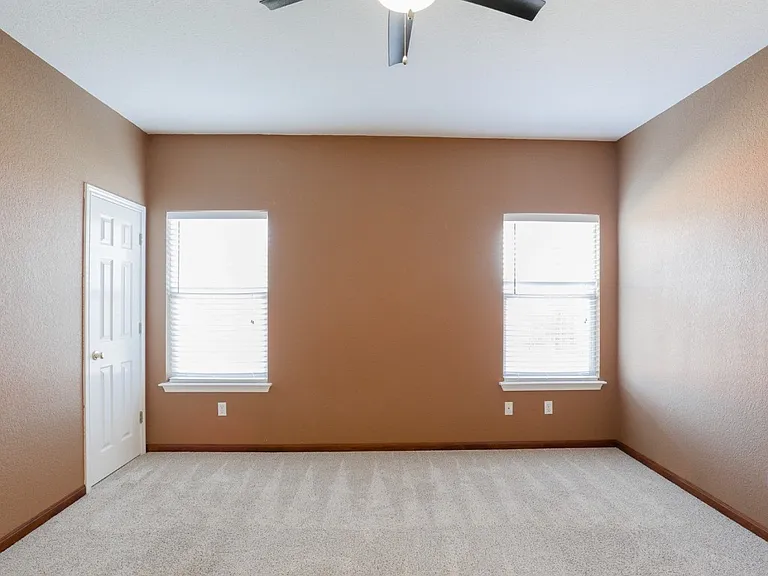 11810 Navasota St — Photo 13