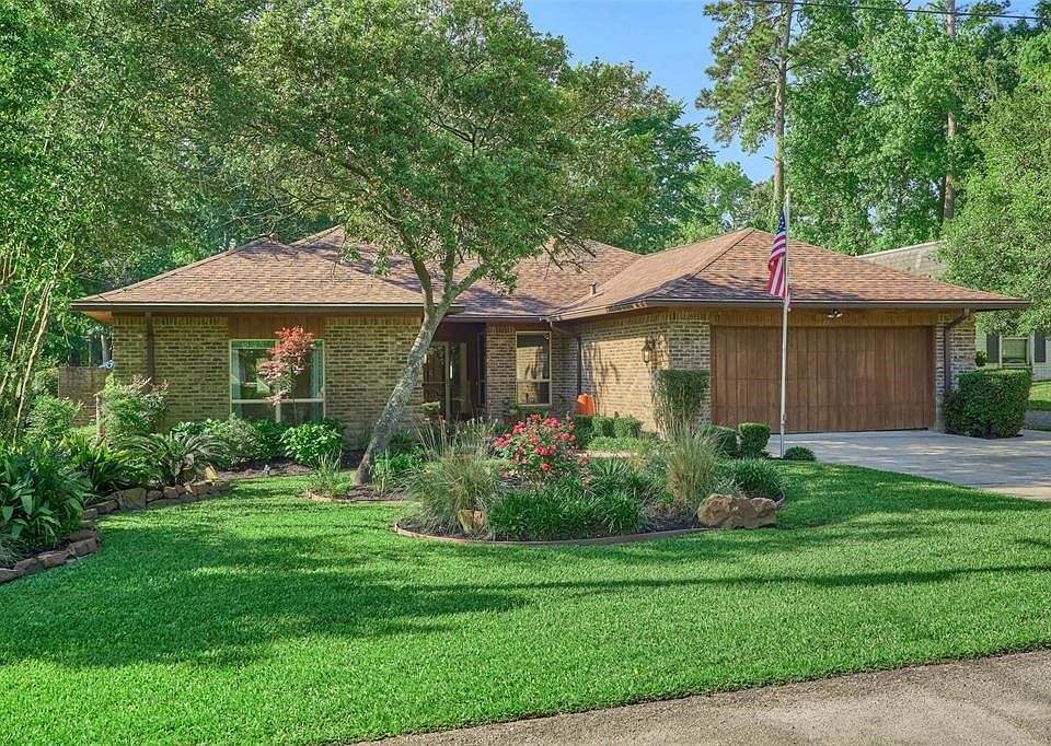 Come see this beautifully updated custom home!