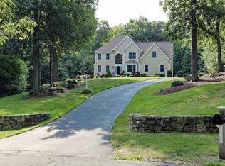 10 Burnett Rd, Southborough, MA 01772